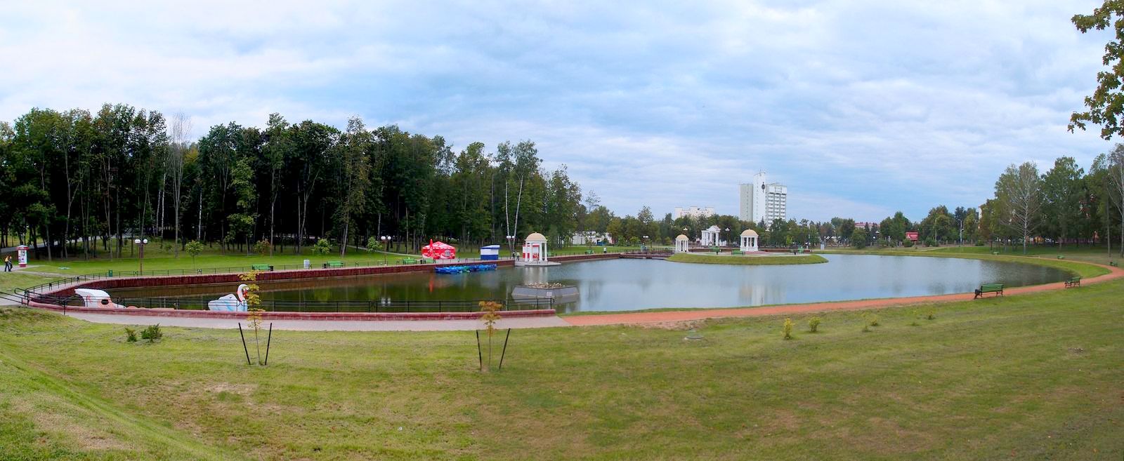 Молодечно Беларусь парк Победы