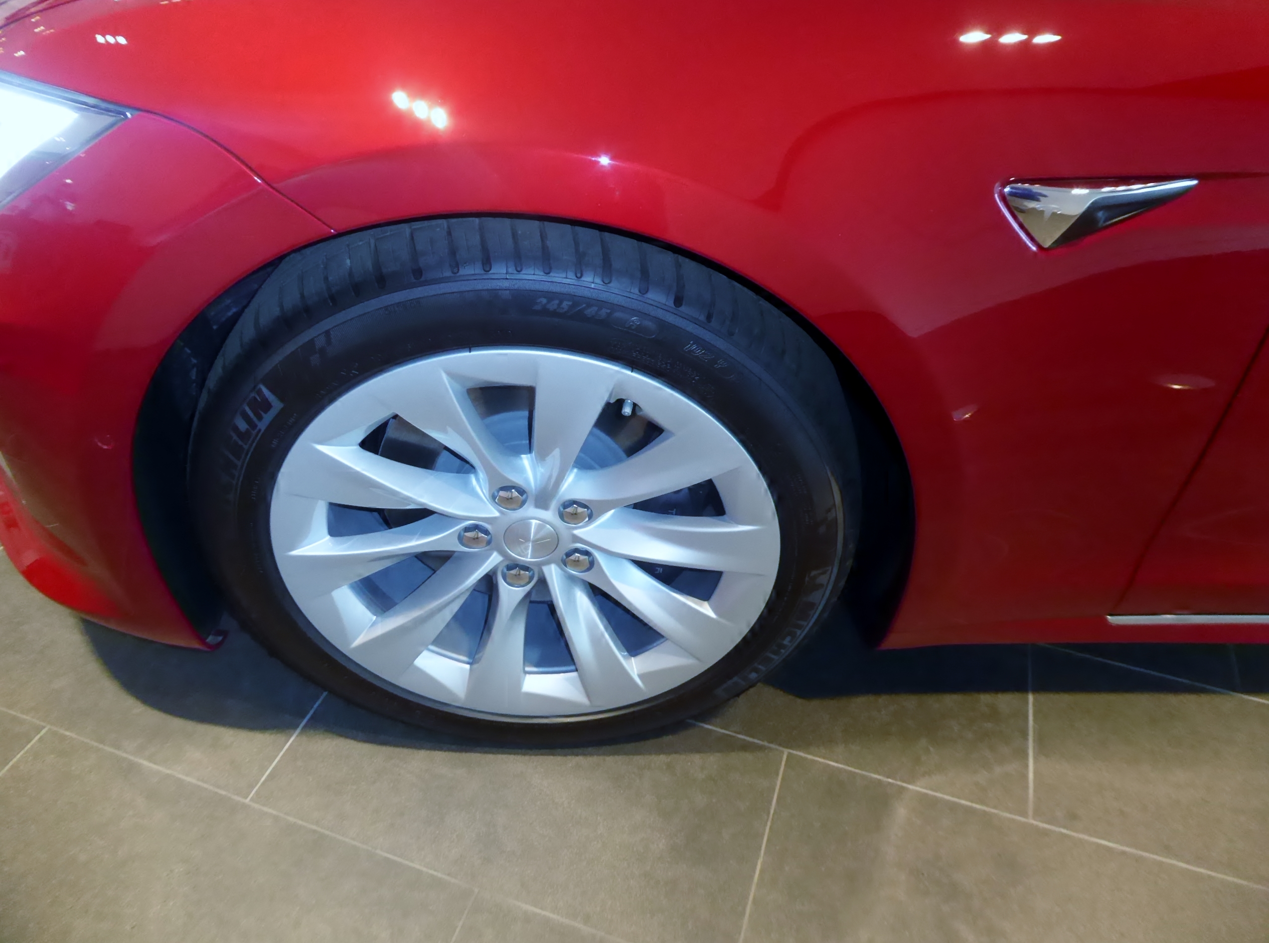 Filethe Tire Wheel Of Tesla Model S P100djpg Wikimedia