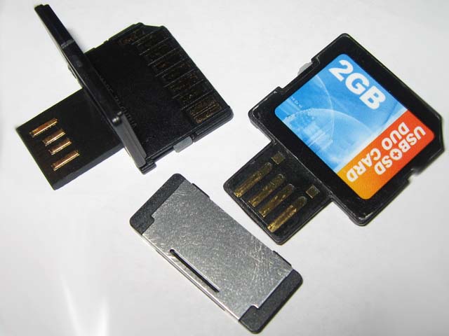 File:USB-SD-Cards.jpg - Wikimedia Commons