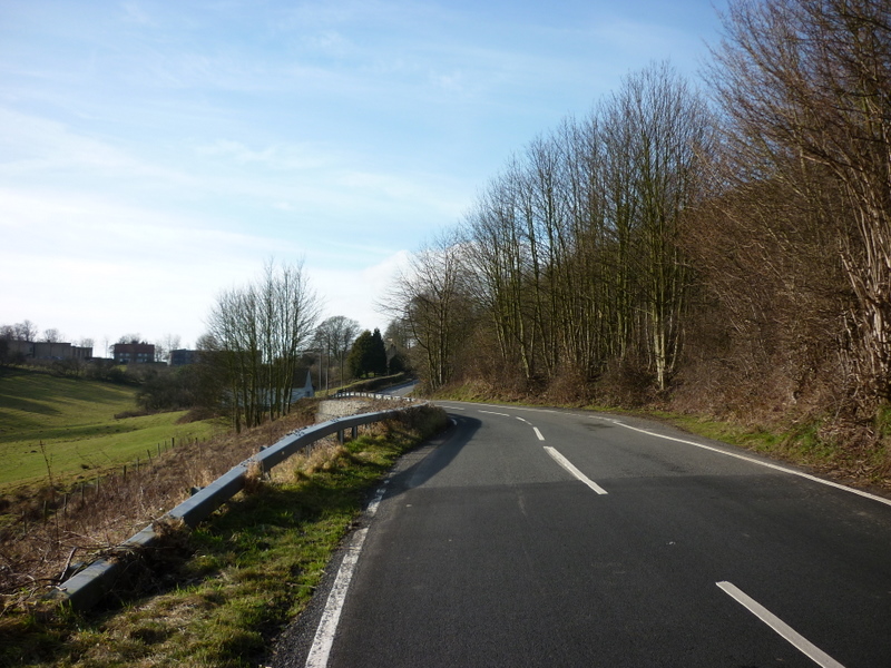 File:West towards Ampleforth - geograph.org.uk - 2263537.jpg