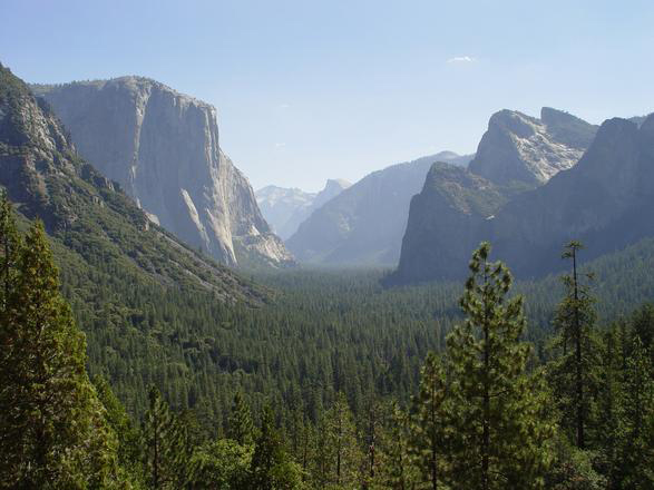 File:YosemiteValley12.jpg