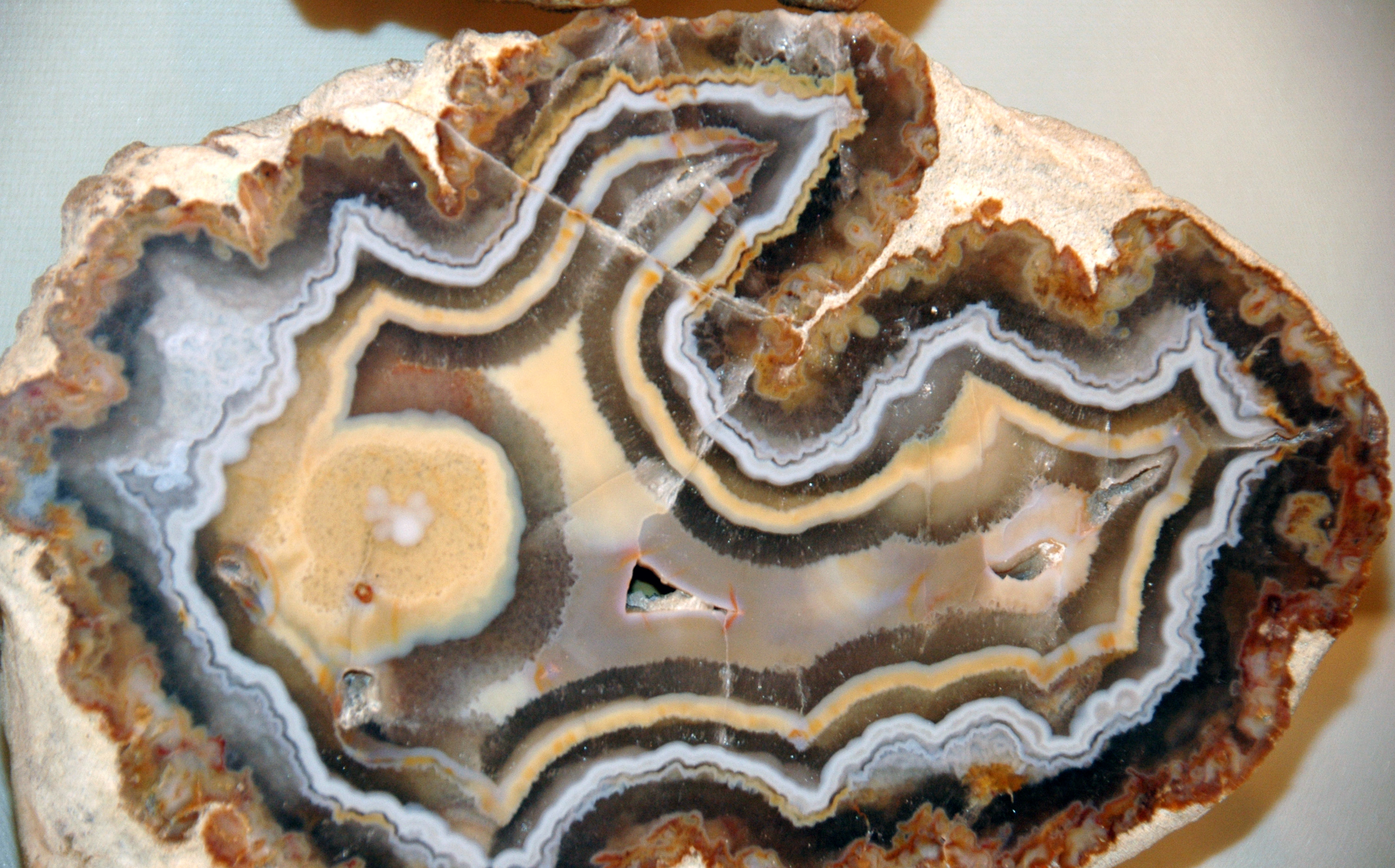 File Agate Adrasman City Tajikistan 32755918215 .jpg Wikipedia