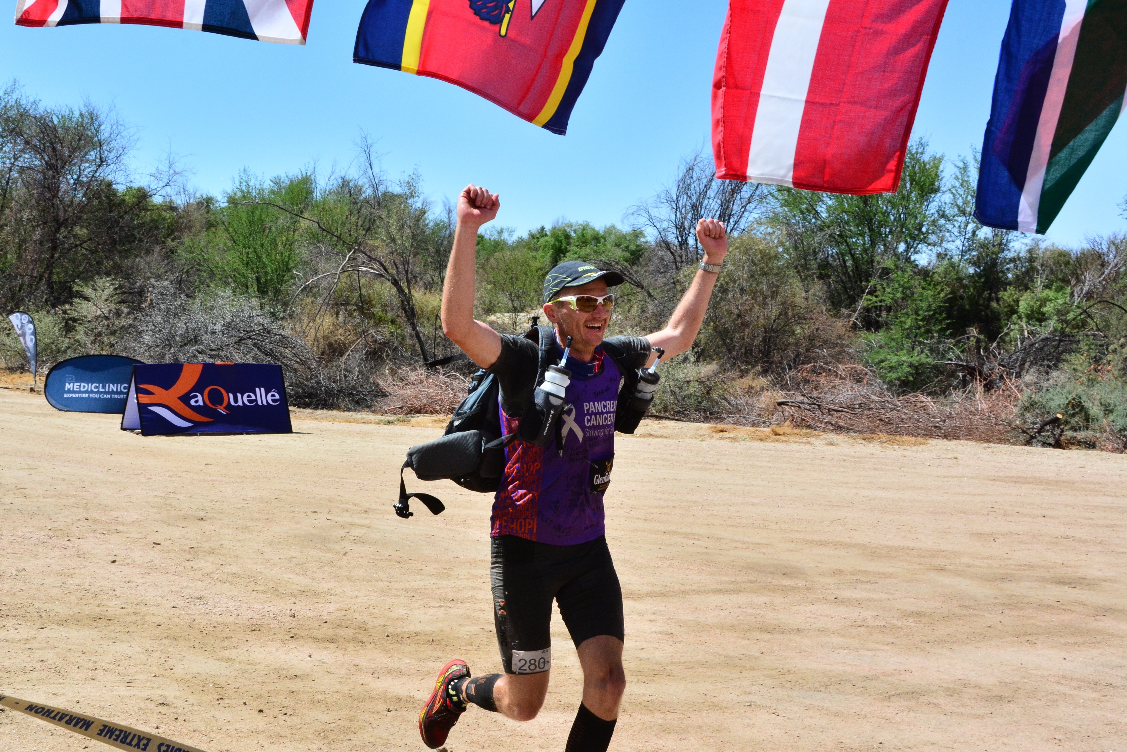 Dion Leonard running the 2013 Kalahari Extreme 250km Marathon in the Kalahari Desert, South Africa