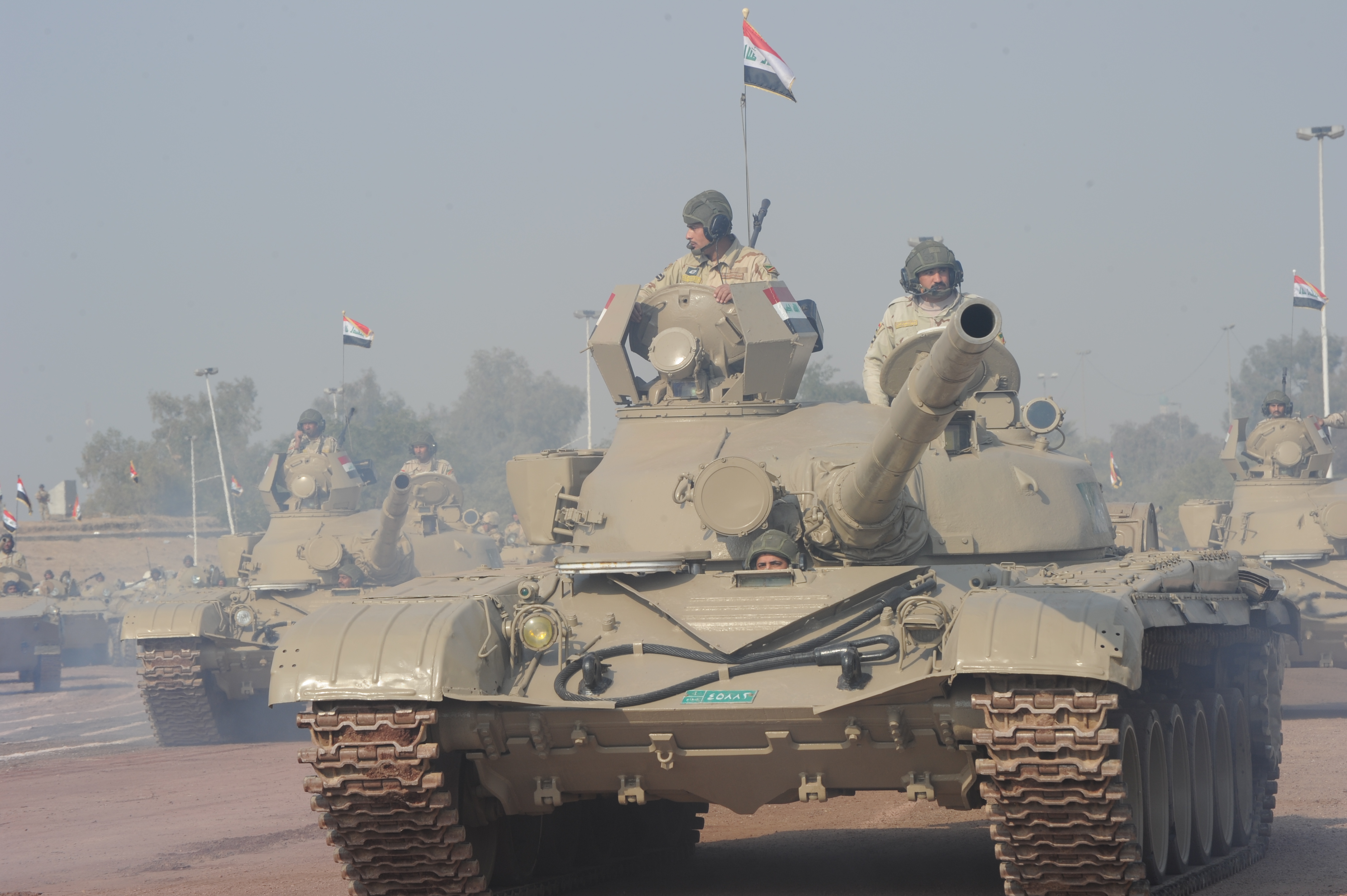 File Iraqi Army Day T 72 Jpg Wikimedia Commons