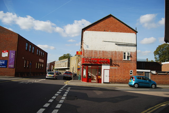 File:Junction of Avebury Av and River Lawn Rd - geograph.org.uk - 1541039.jpg