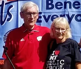 File:Kathy Evers with Tony Evers.jpg