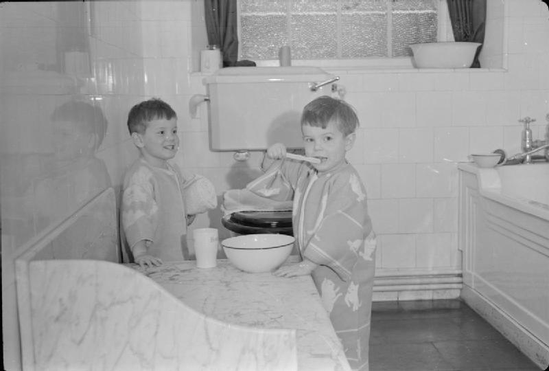 File:Life at the Tapley Park Children's Home (the Chaim Weizmann Home), Instow, Devon, October 1942 D10559.jpg