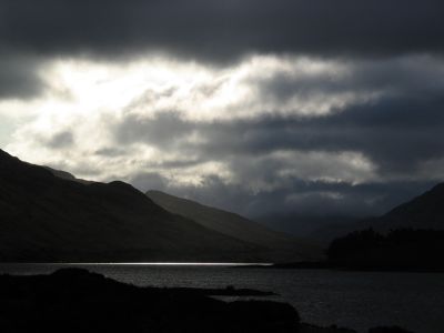 File:Loch Cluanie from dam near Cluanie Inn3.JPG