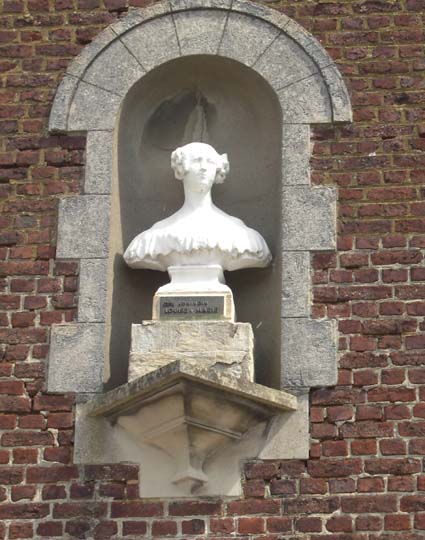 File:Louise - Marie (Ronse) - Louise Marie.jpg