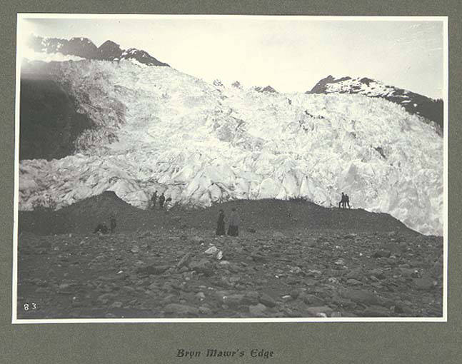 File:Members of the expedition visiting the Bryn Mawr Glacier, College Fiord, Prince William Sound, Alaska, June 1899 (HARRIMAN 108).jpg