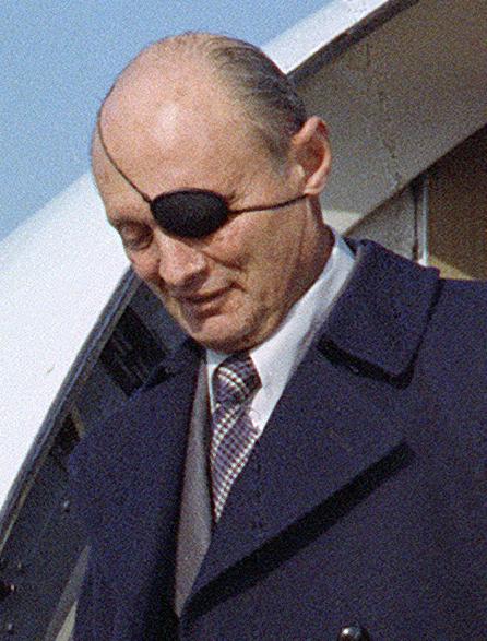 Moshe Dayan - Wikiquote