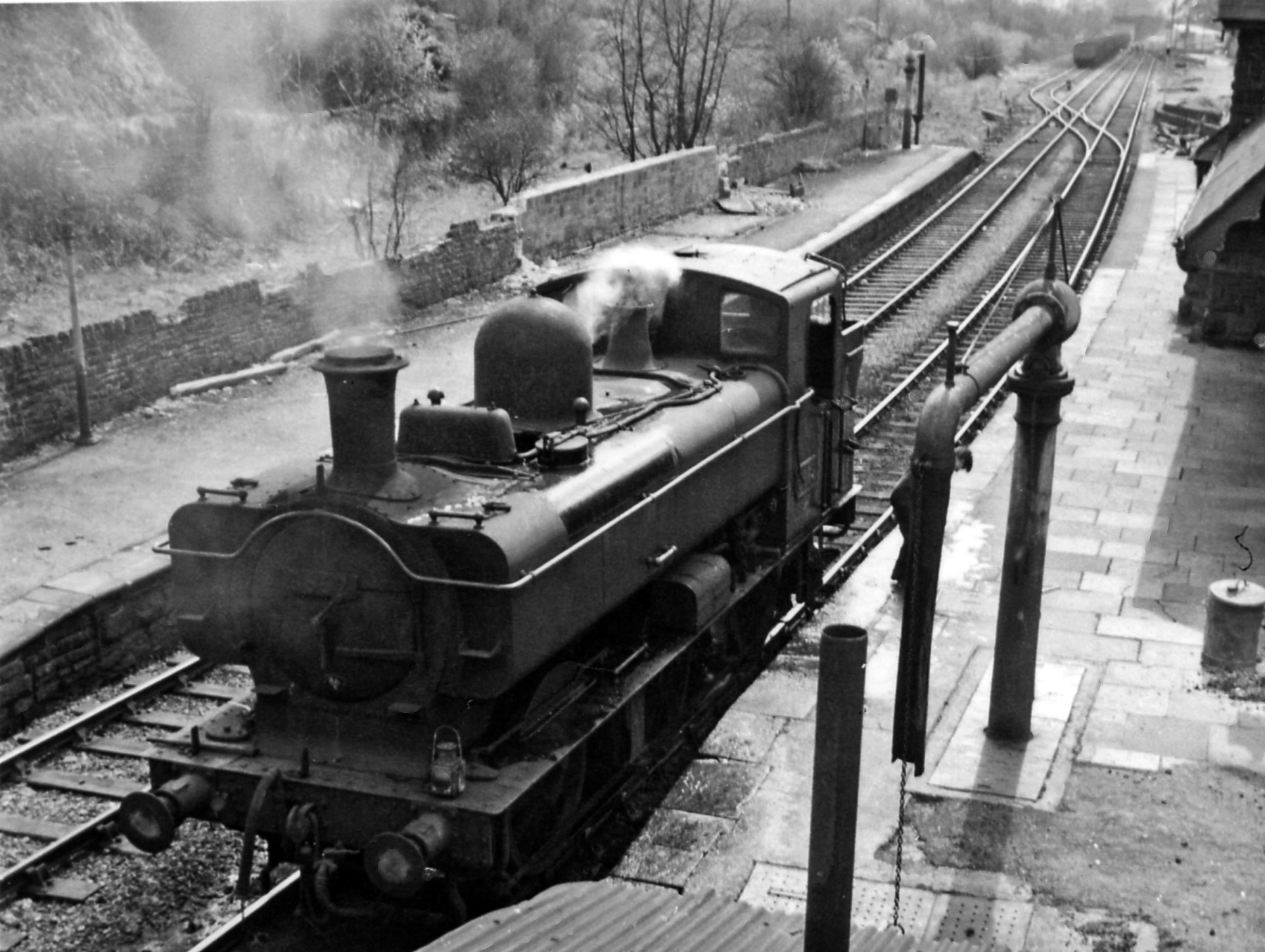 Pengam (Mon) railway station