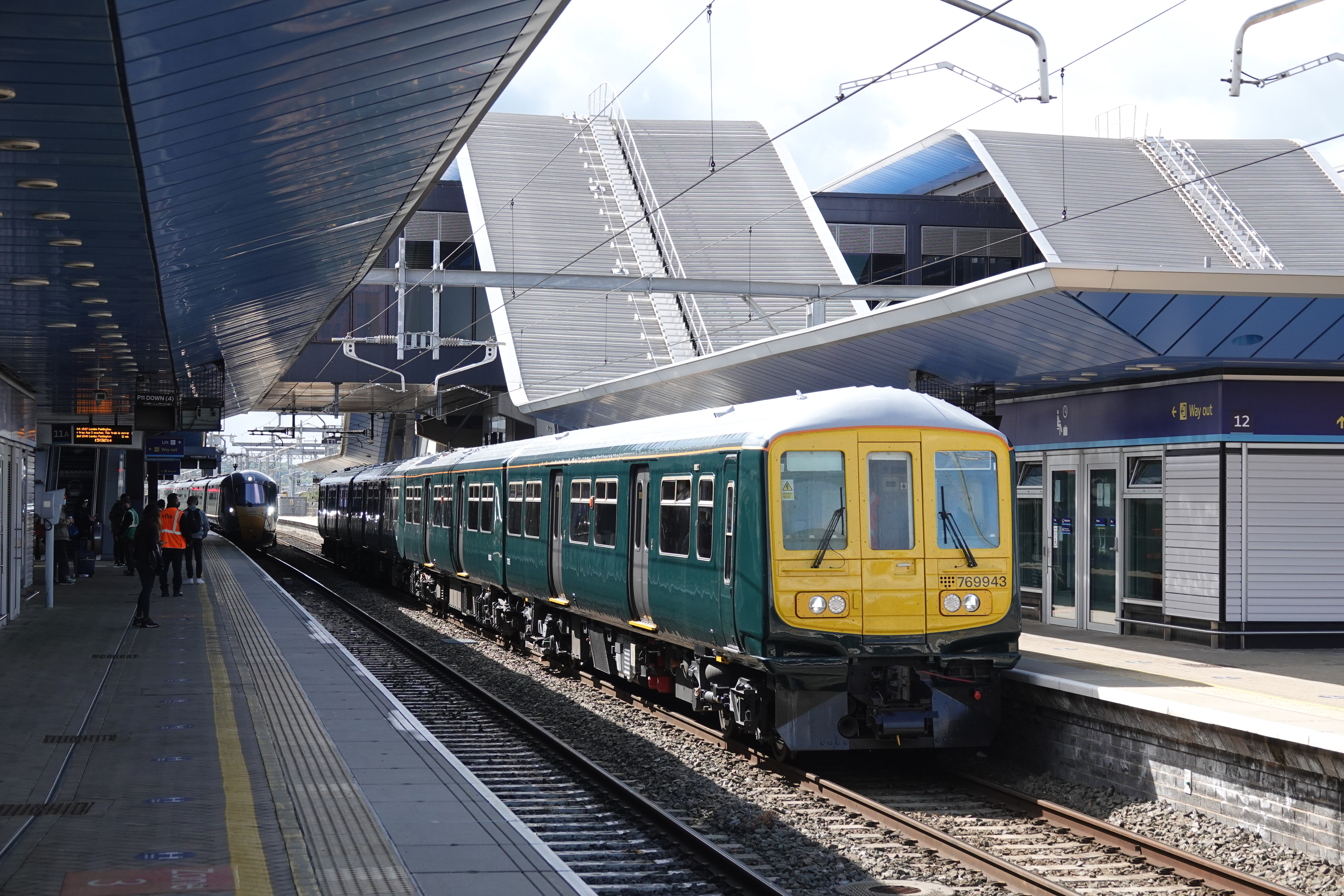 Britain railway. British Rail class 390. Great Britain Railways. Railway System of great Britain. Class 57.