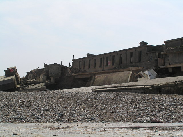 File:Remains of Godwin Battery, Kilnsea - geograph.org.uk - 233104.jpg