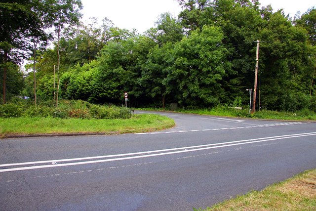 File:Road junction to Kennington and Abingdon - geograph.org.uk - 1371210.jpg