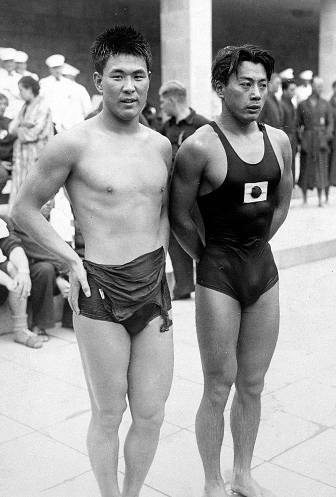 Shigeo Arai (left) and [[Masanori Yusa]] at the 1936 Olympics
