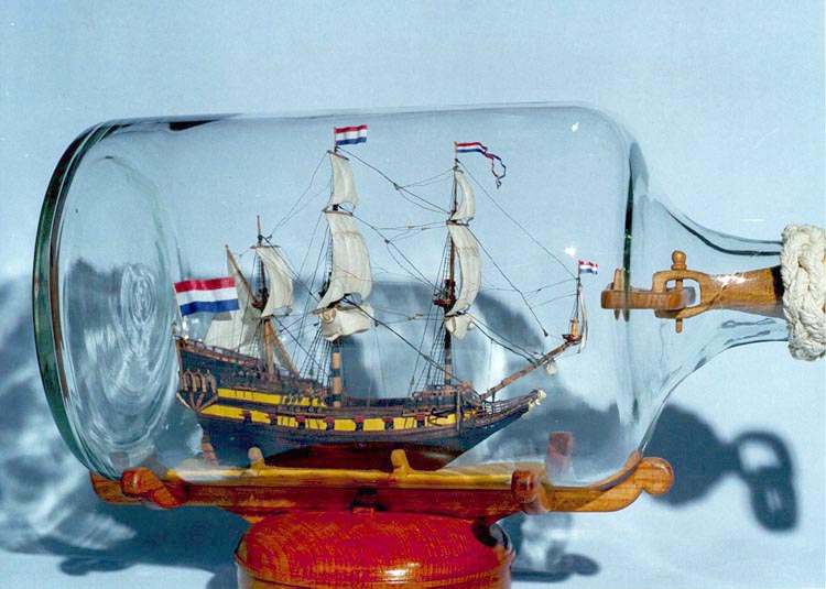 File:Ship in bottle.jpg