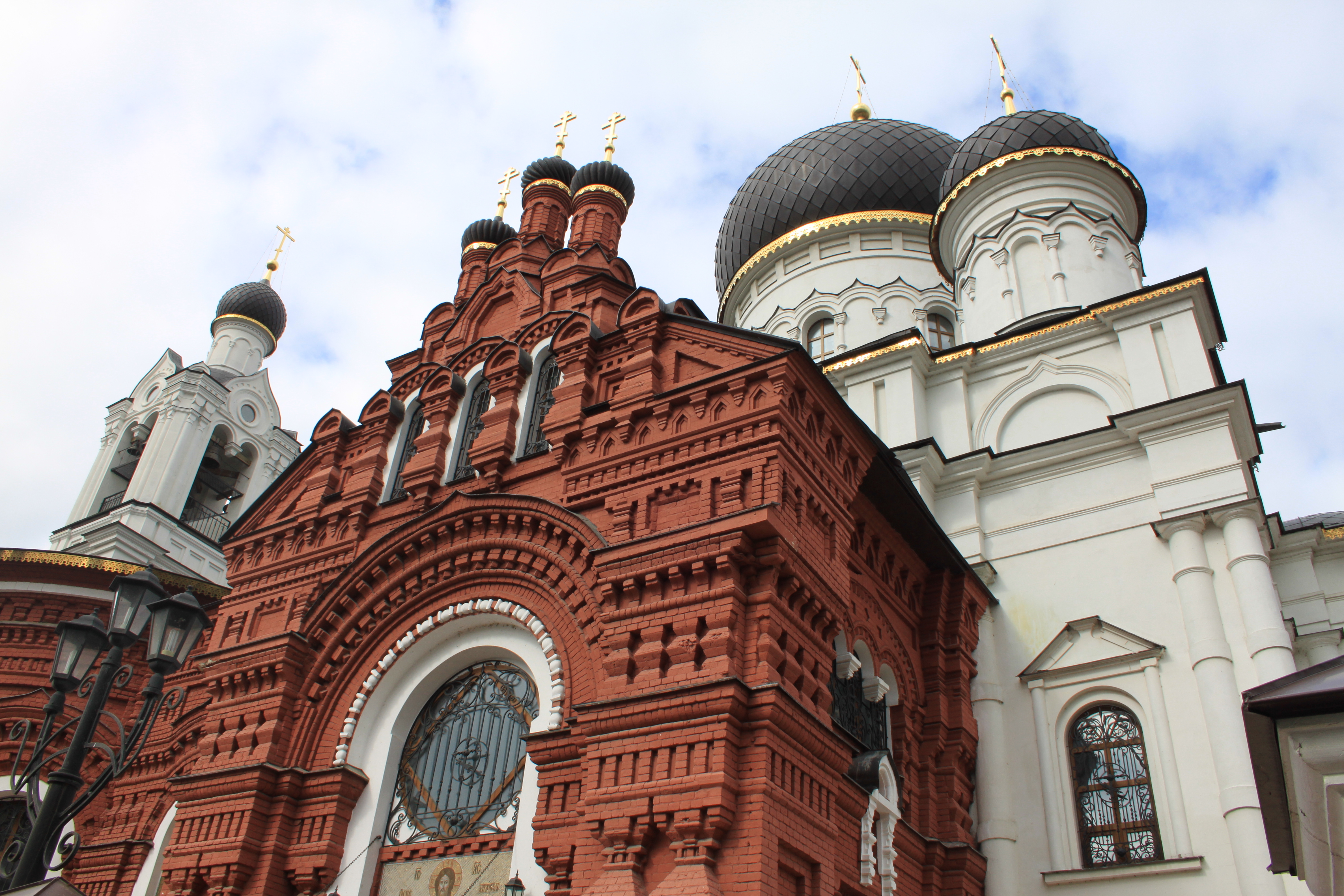 File:Церковь Тихвинской Иконы Божией Матери в г.Ногинске, ул.Рабочая, дом  2.JPG - Wikimedia Commons