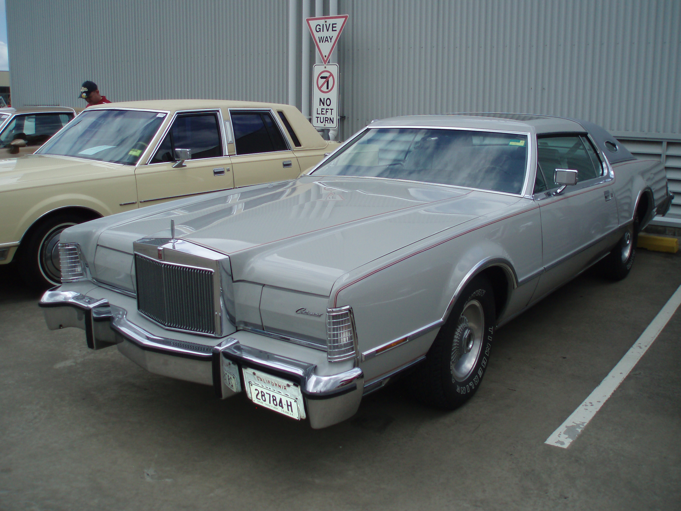 lincoln continental cartier