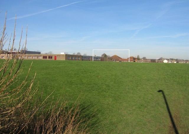 File:Bishop Challoner sports fields - geograph.org.uk - 685713.jpg