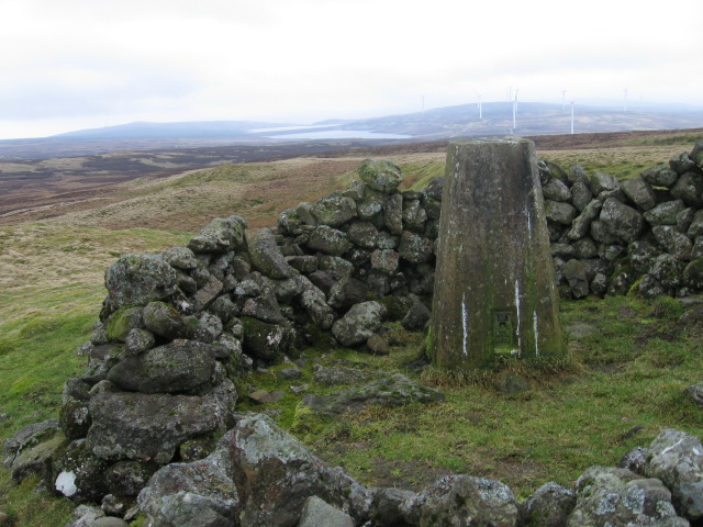 File:Carleatheran trig point S3633 towards Earlsburn Reservoirs - geograph.org.uk - 366000.jpg