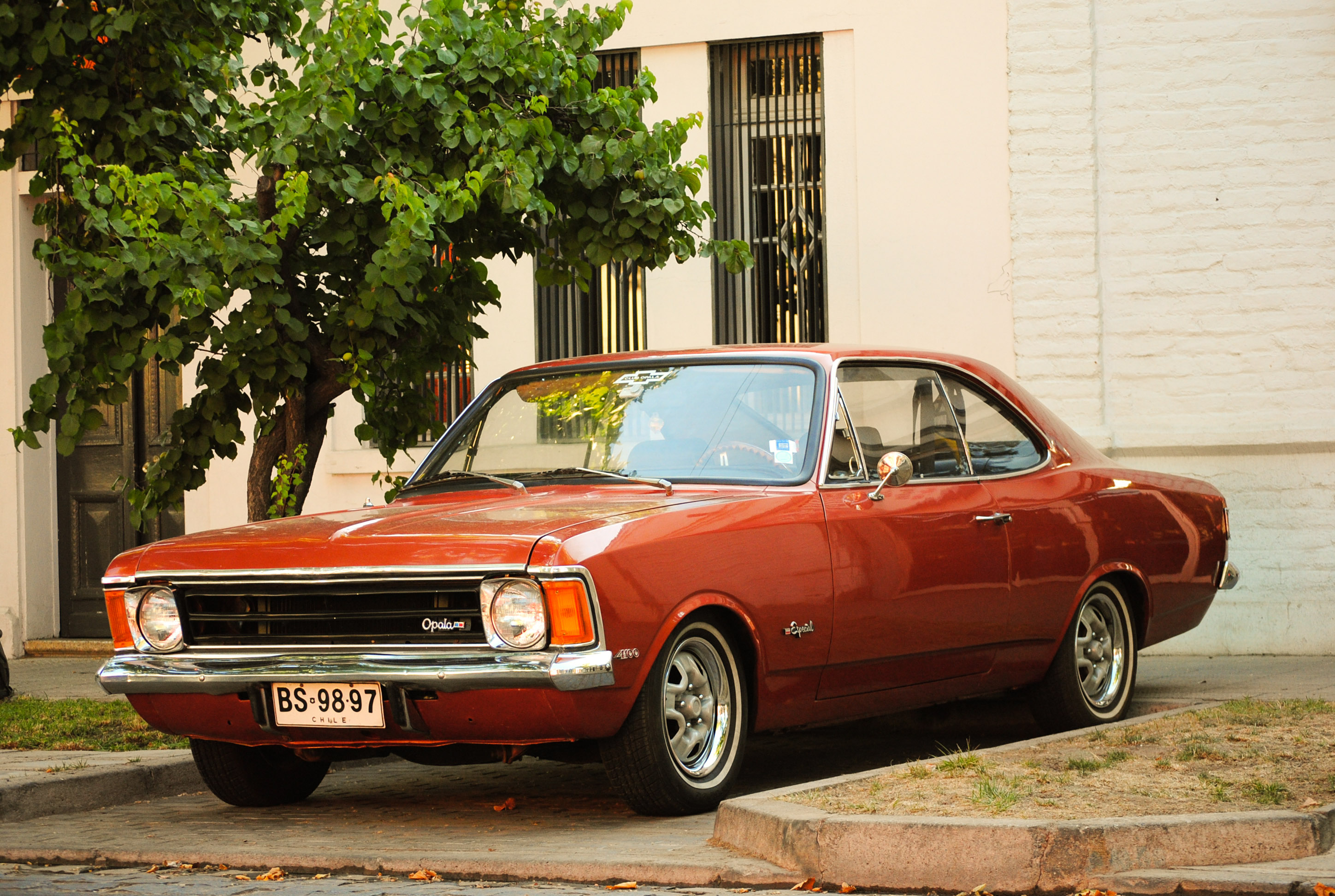 File:Chevrolet Opala by simenon.jpg - Wikipedia