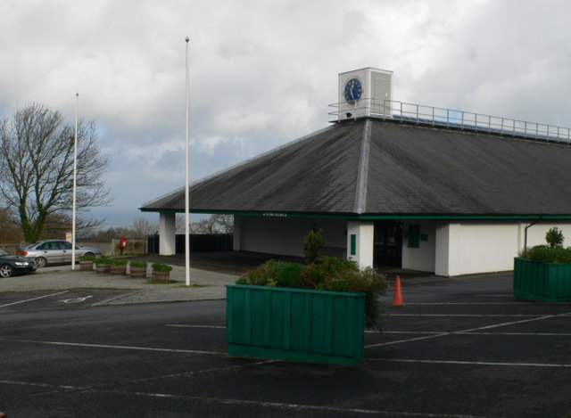 File:Clovelly Visitor Centre and carpark - geograph.org.uk - 1596093.jpg