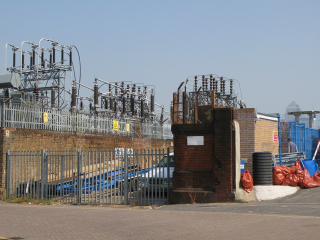 File:Electricity sub-station, Borthwick Street, SE8 - geograph.org.uk - 1503473.jpg