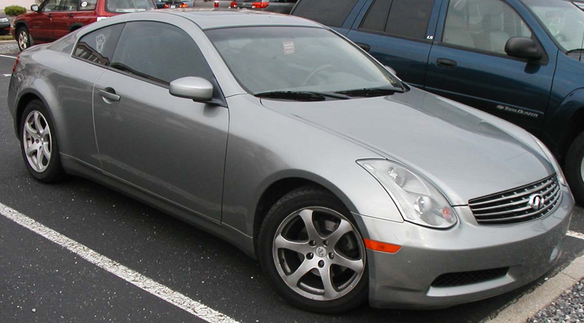 Infiniti G35 Coupe White Black Rims