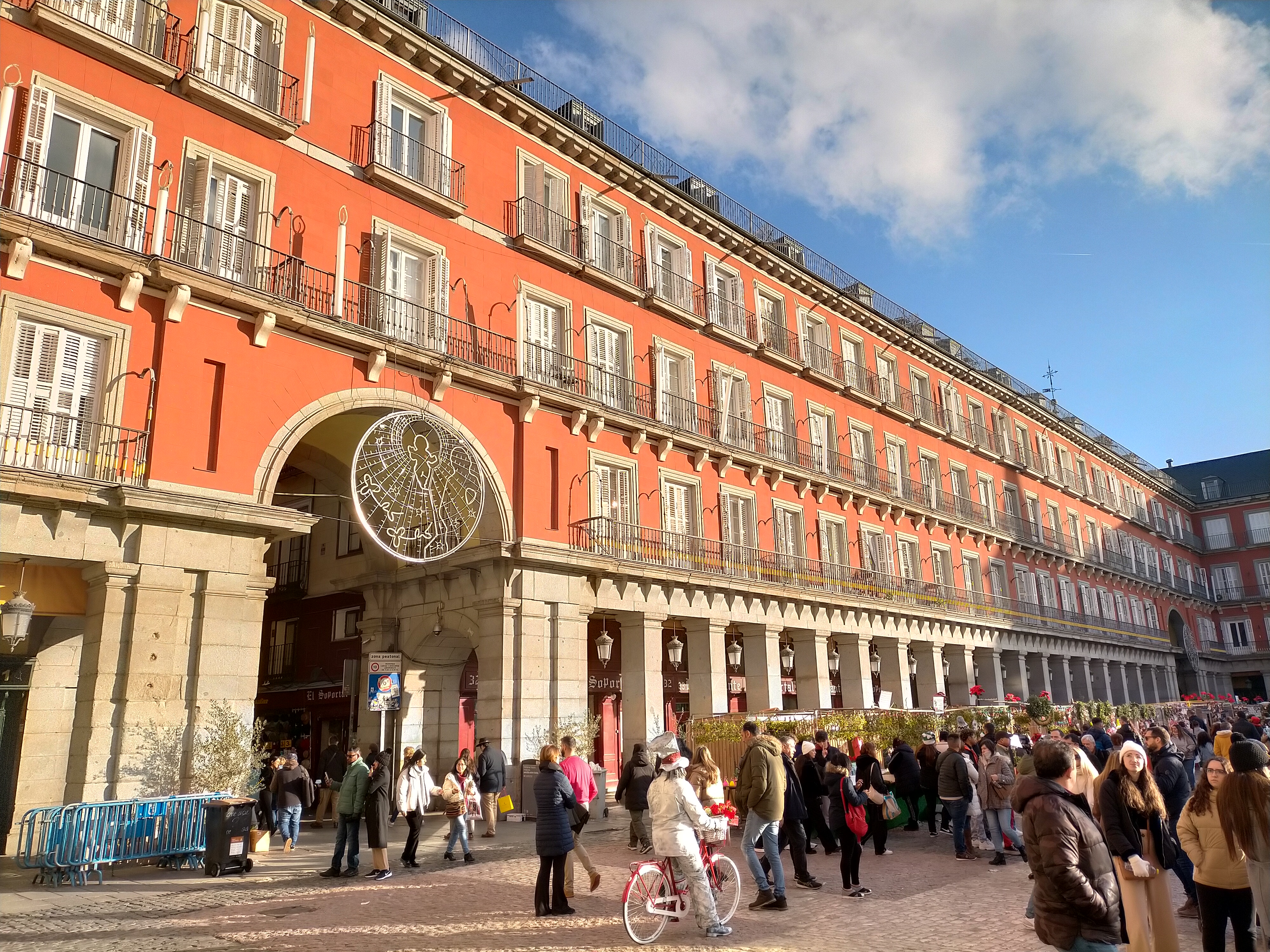 Donde esta el teatro rialto en madrid