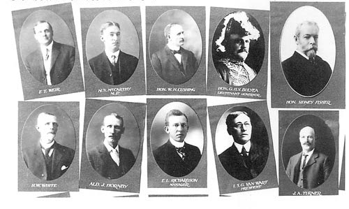 File:Officers of Dominion Exhibition, Calgary 2.jpg