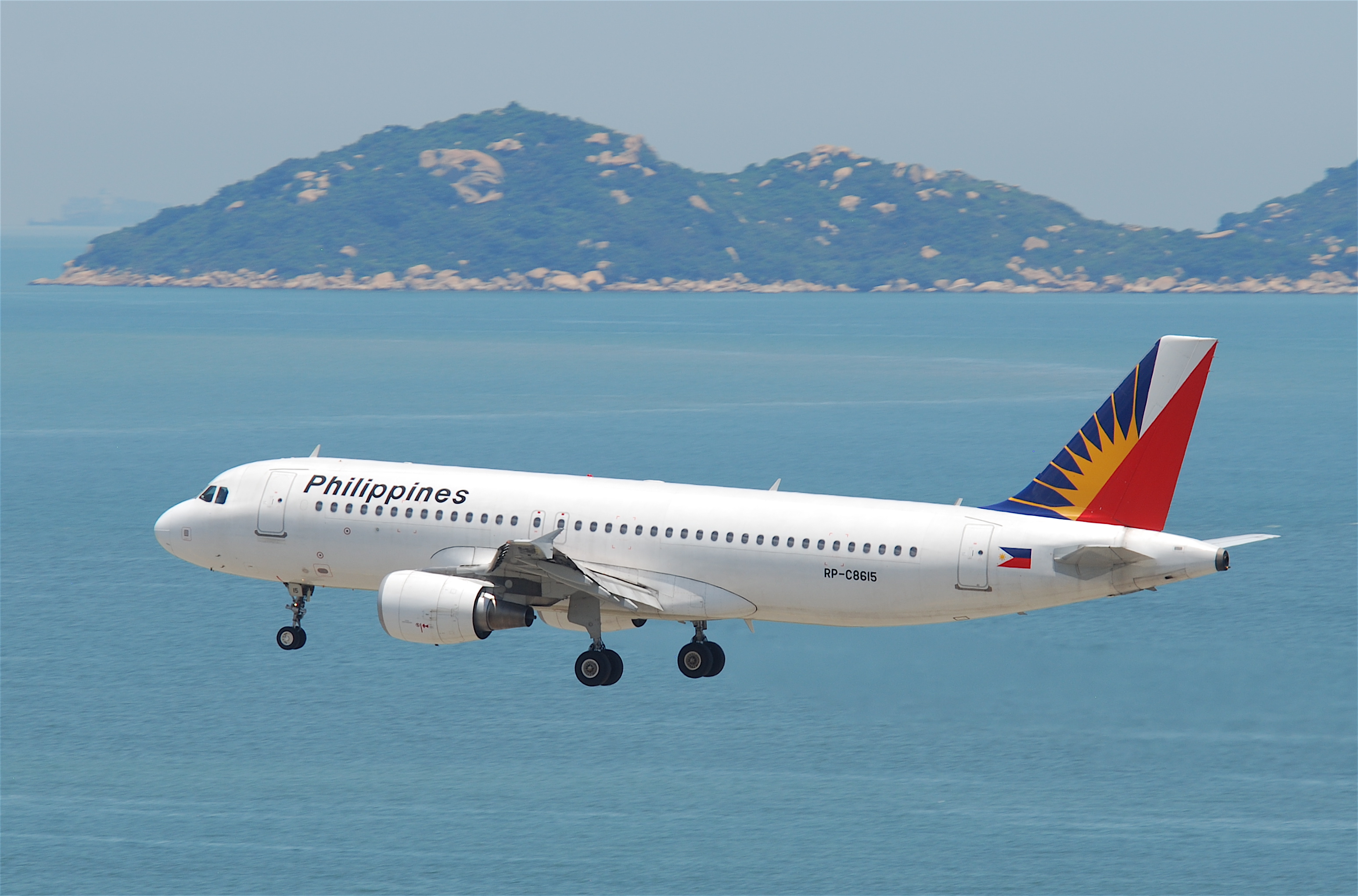 Philippine airlines. Philippines Airlines a320. Airbus a320 Philippines. Airbus a321 Филиппины. A320 Philippines capasity.