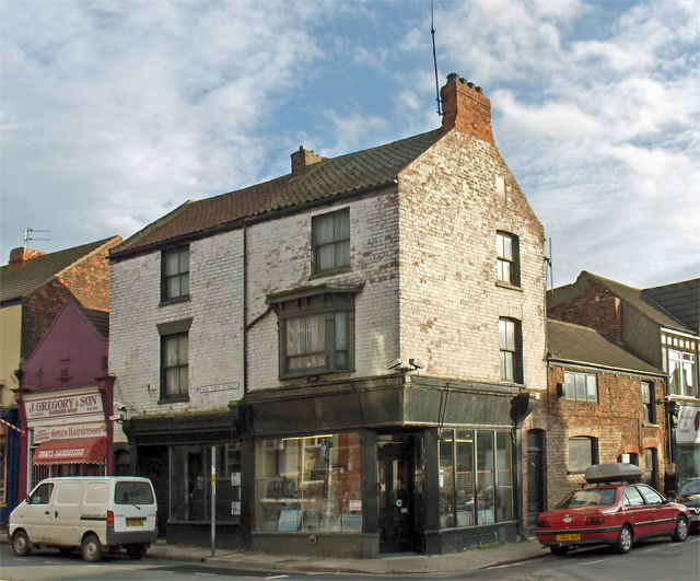 File:Shop at the corner of Sea View Street, Cleethorpes - geograph.org.uk - 1659160.jpg