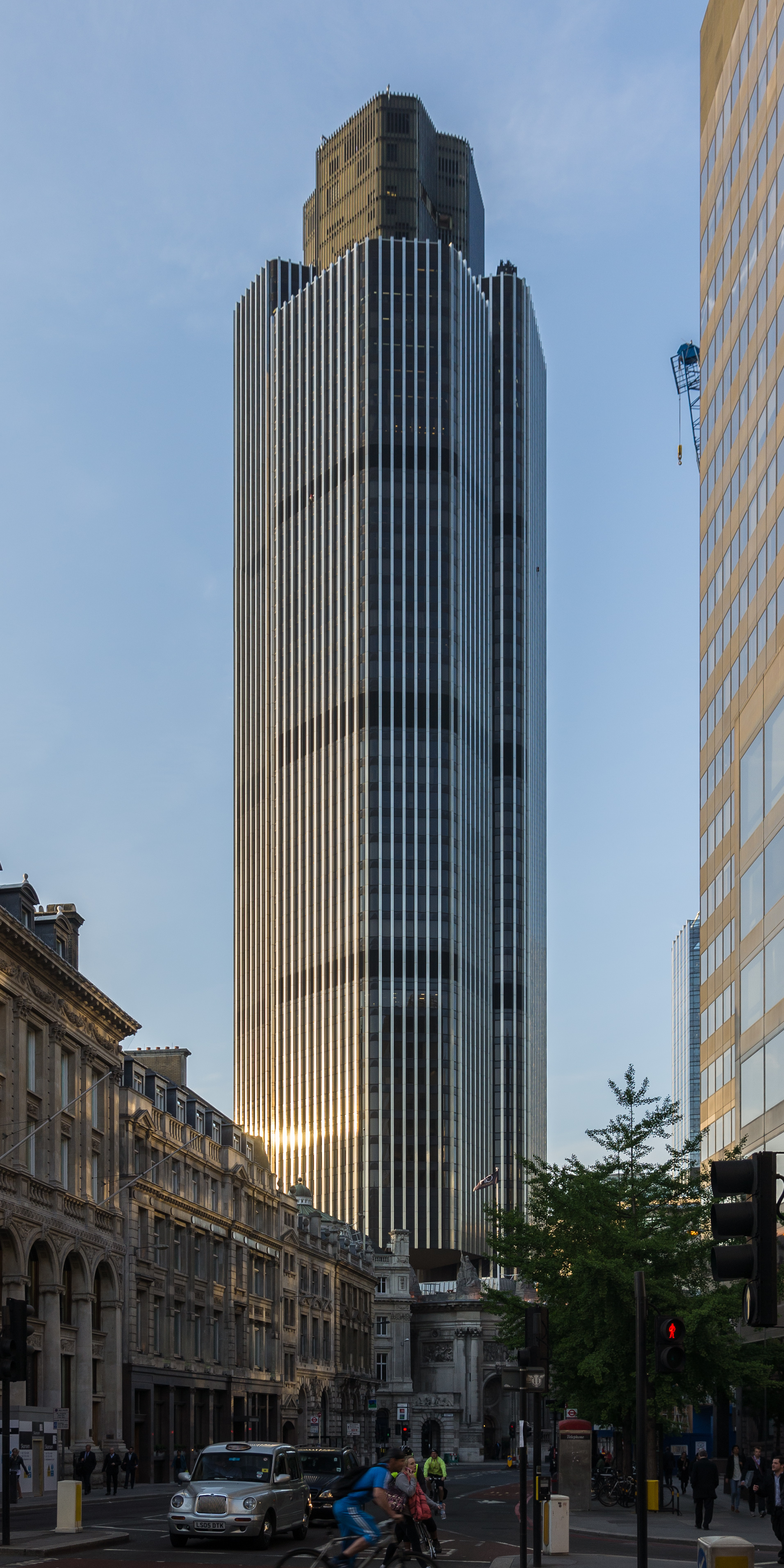 Rent office in London Bank Old Broad Street