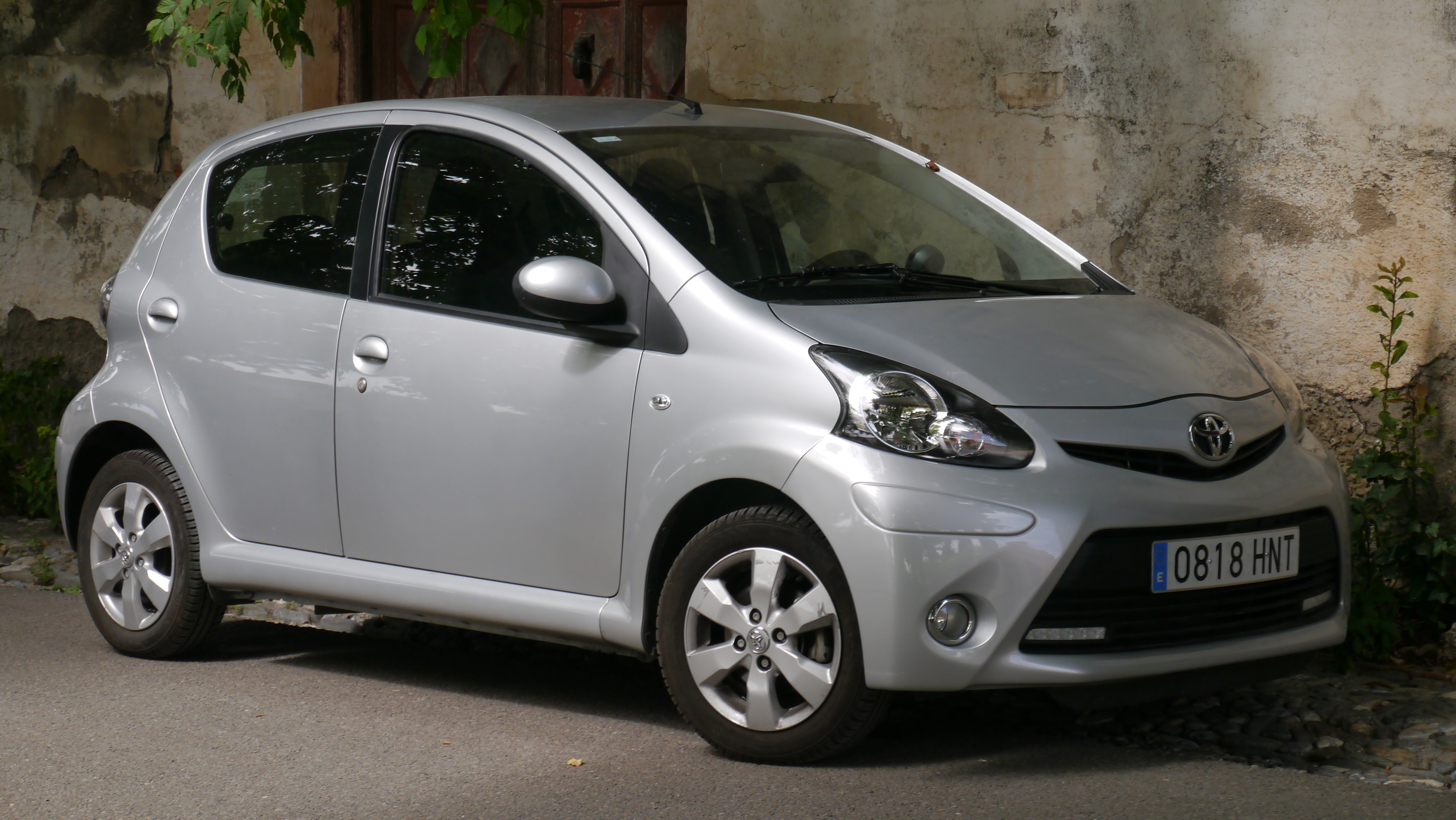 File:Toyota Aygo Facelift 20090222 front.jpg - Wikimedia Commons