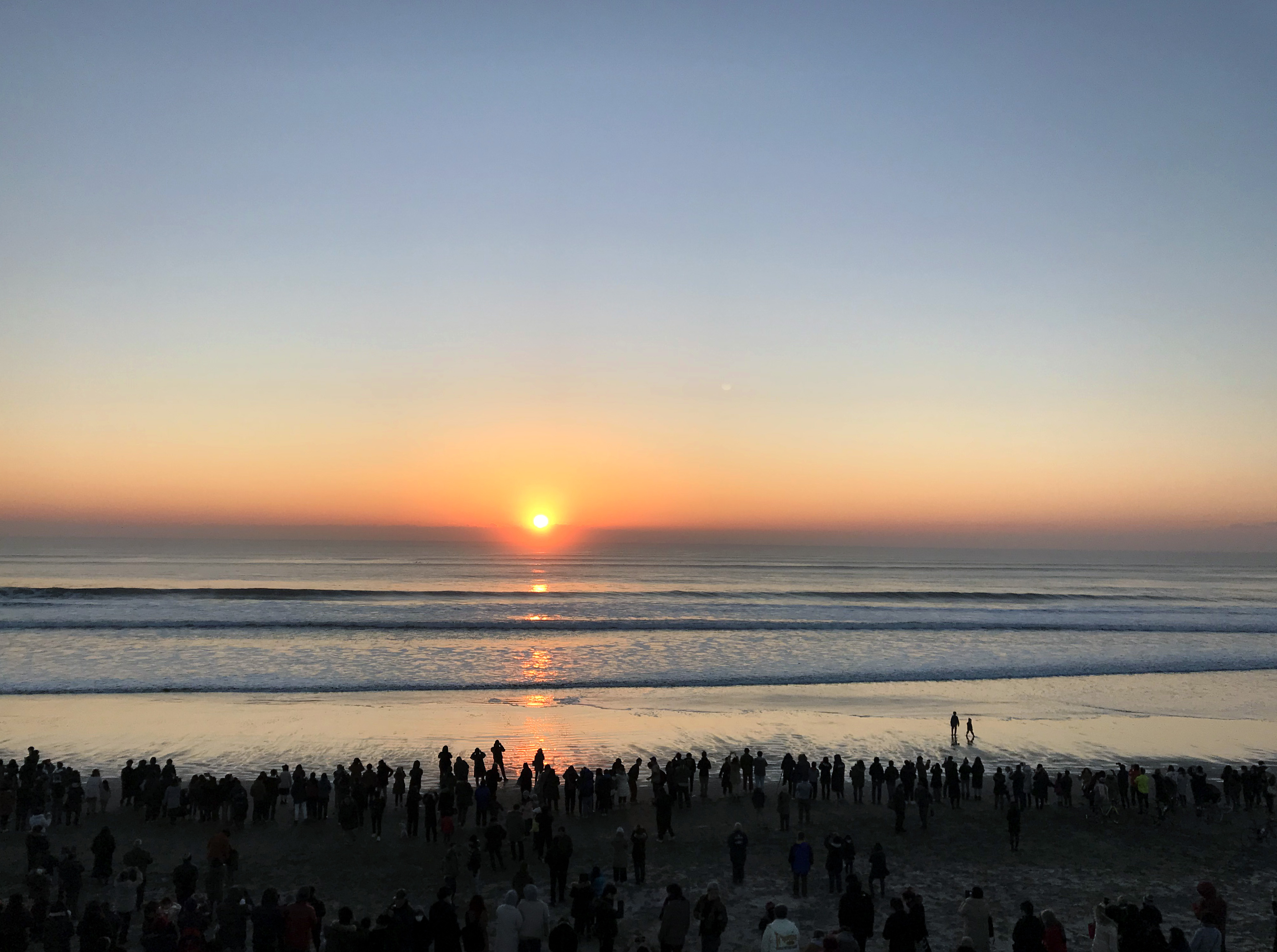 ファイル Toyoumi Beach New Year Jpg Wikipedia