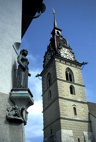 File:Zofingen Stiftskirche.jpg