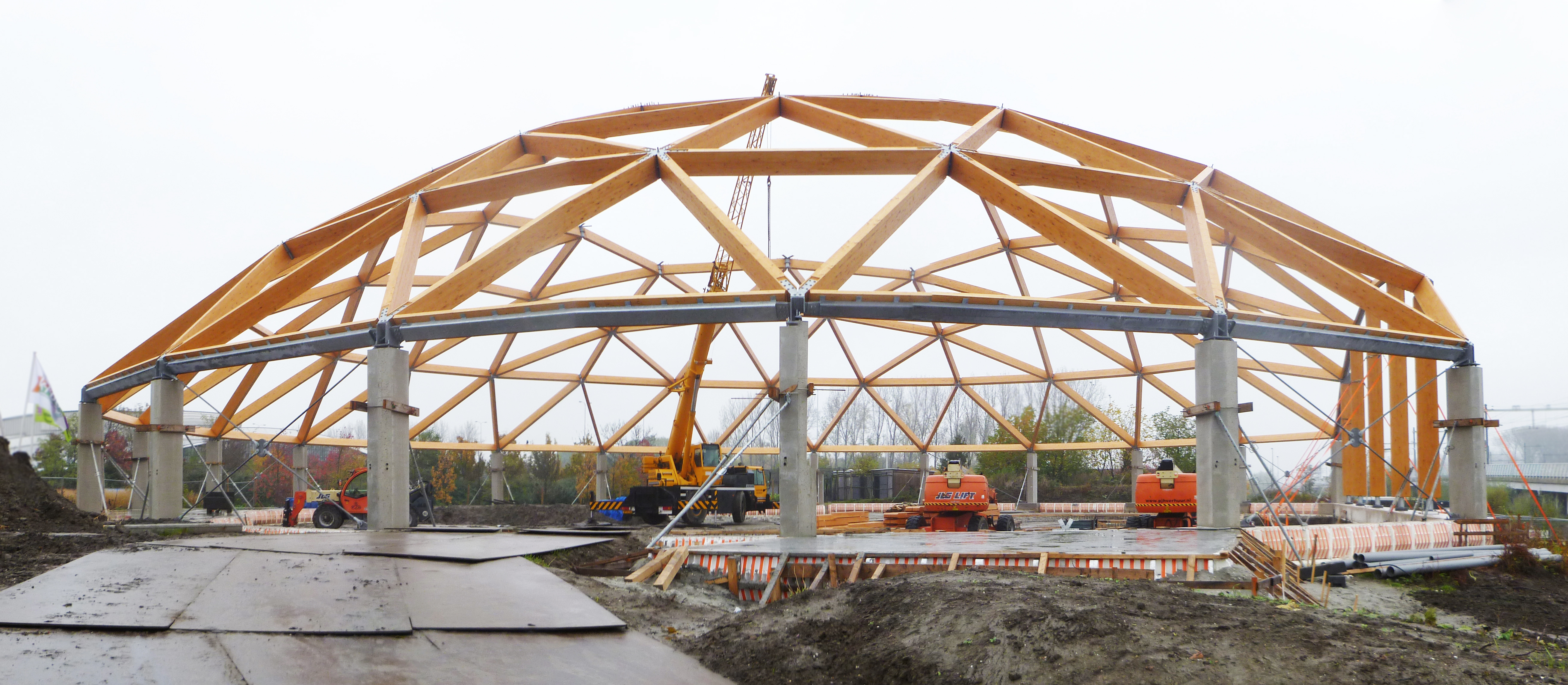 Amazonica Dome Blijdorp Rotterdam.jpg