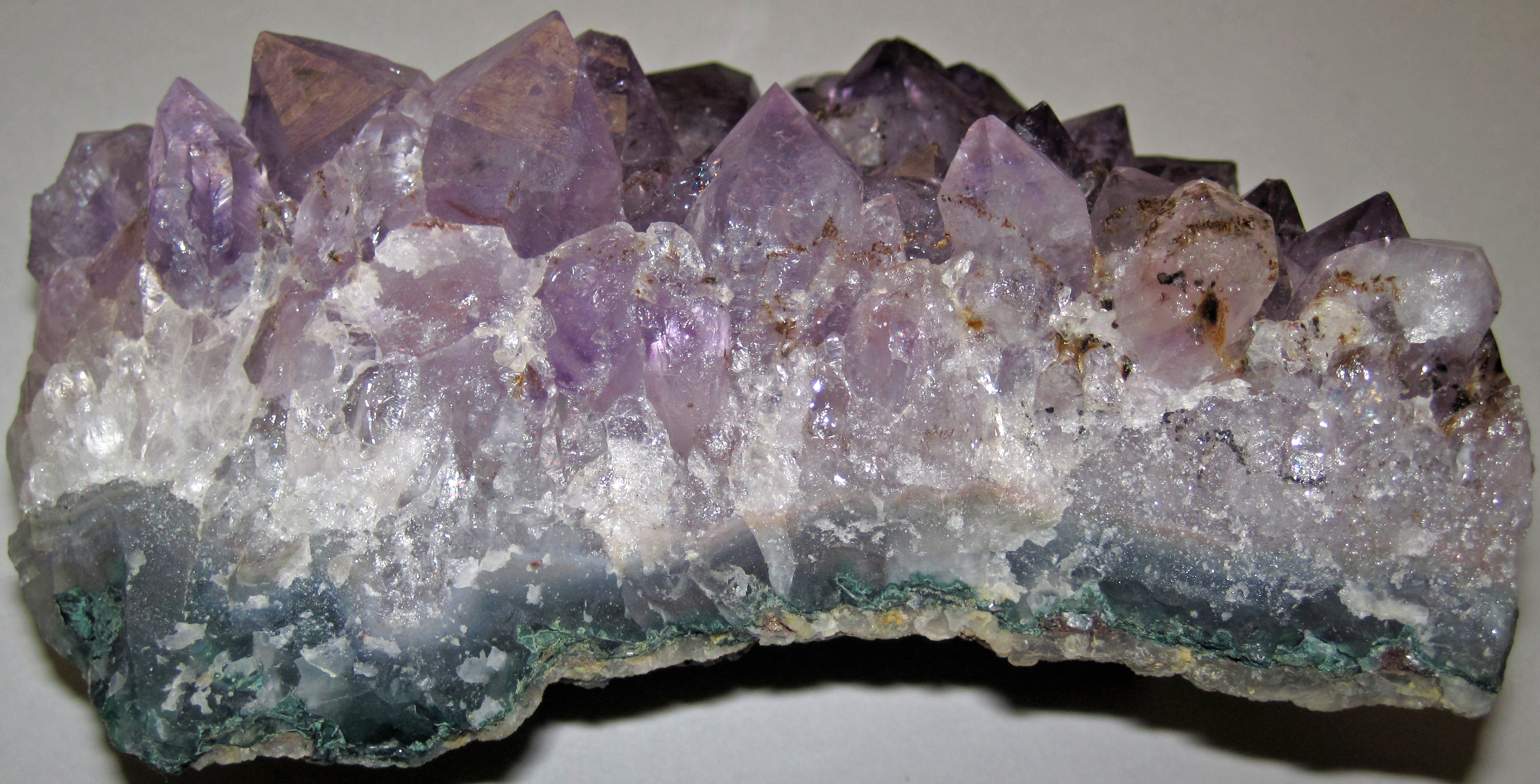 Java quartz. Аметист 2д. На какой фотографии изображен кварц. Amethyst Franklin.