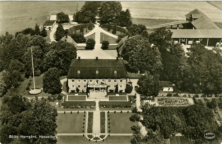 File:Bålby herrgård på 40-talet.jpeg