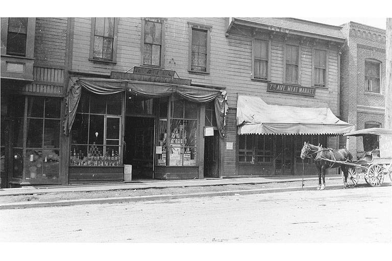 File:Businesses at 707-711 7th Ave between Cherry St and Columbia St, Seattle, Washington, May 20, 1911 (LEE 91).jpeg