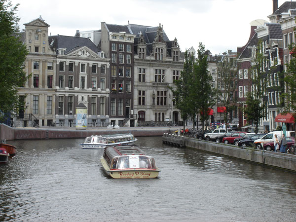 File:Canal boat 03.jpg