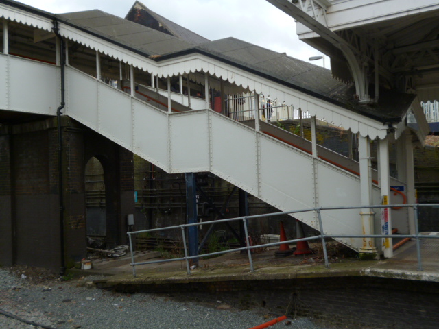 File:Covered stairwell, Willesden Junction Railway Station - geograph.org.uk - 3599156.jpg