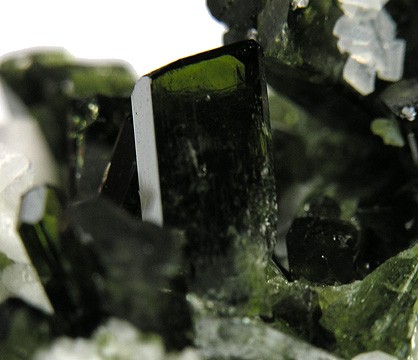 File:Diopside-Prehnite-Albite-236766.jpg