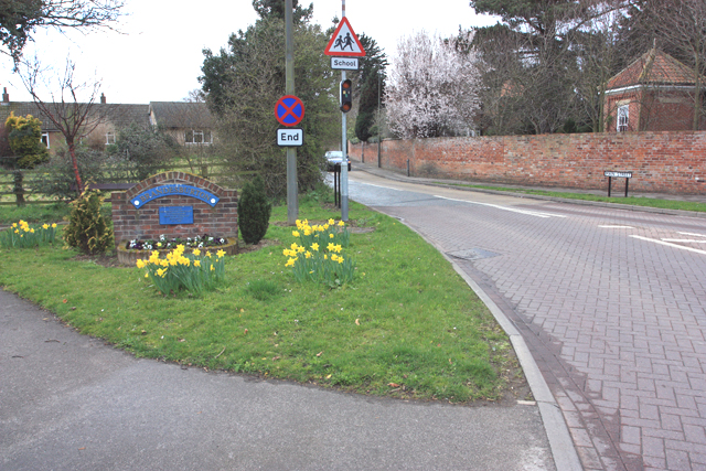 File:Entering Brandesburton Village - geograph.org.uk - 1224569.jpg