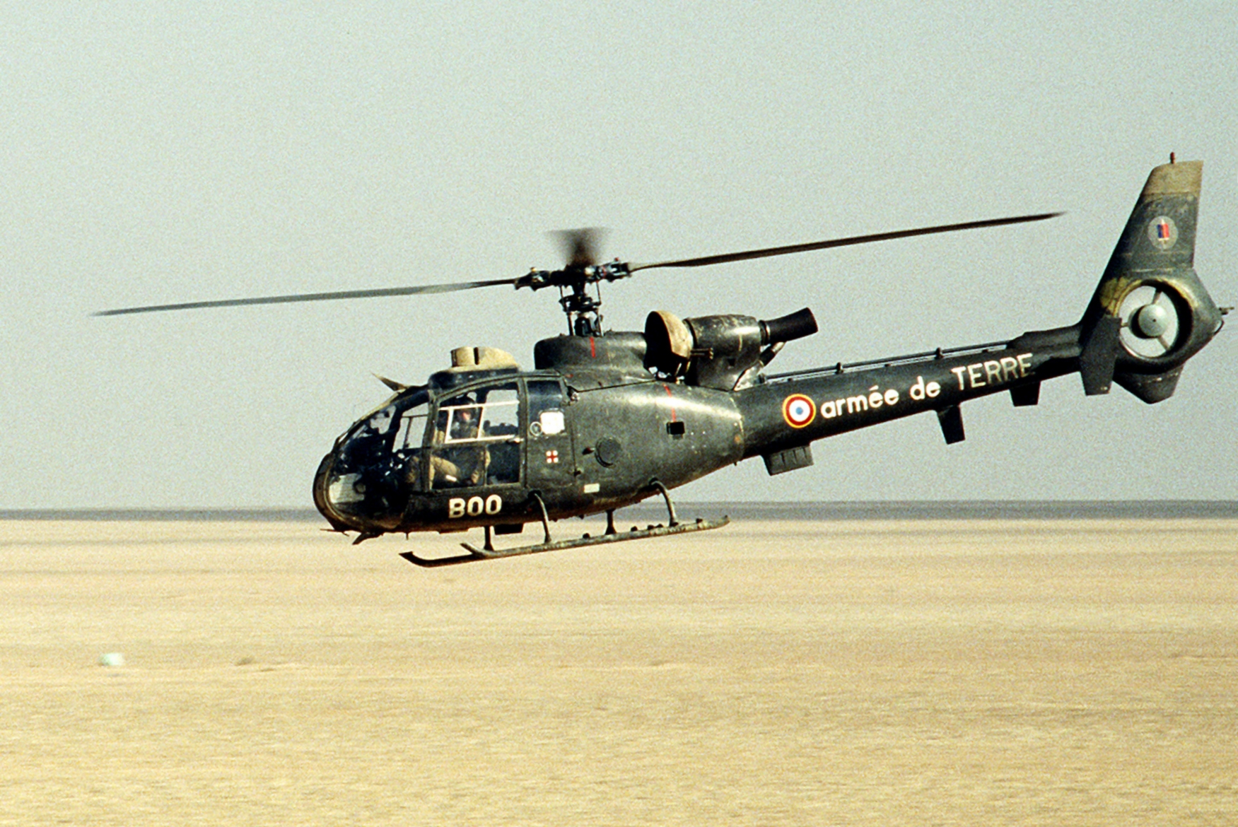 File French SA341F2 Gazelle  during Desert Shield jpg 