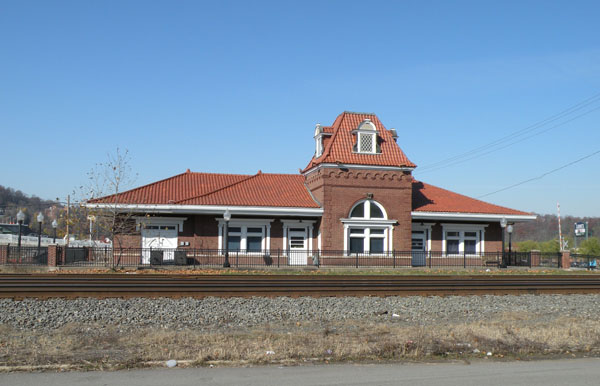 File:HomesteadPennsylvaniaRailroadStation.jpg