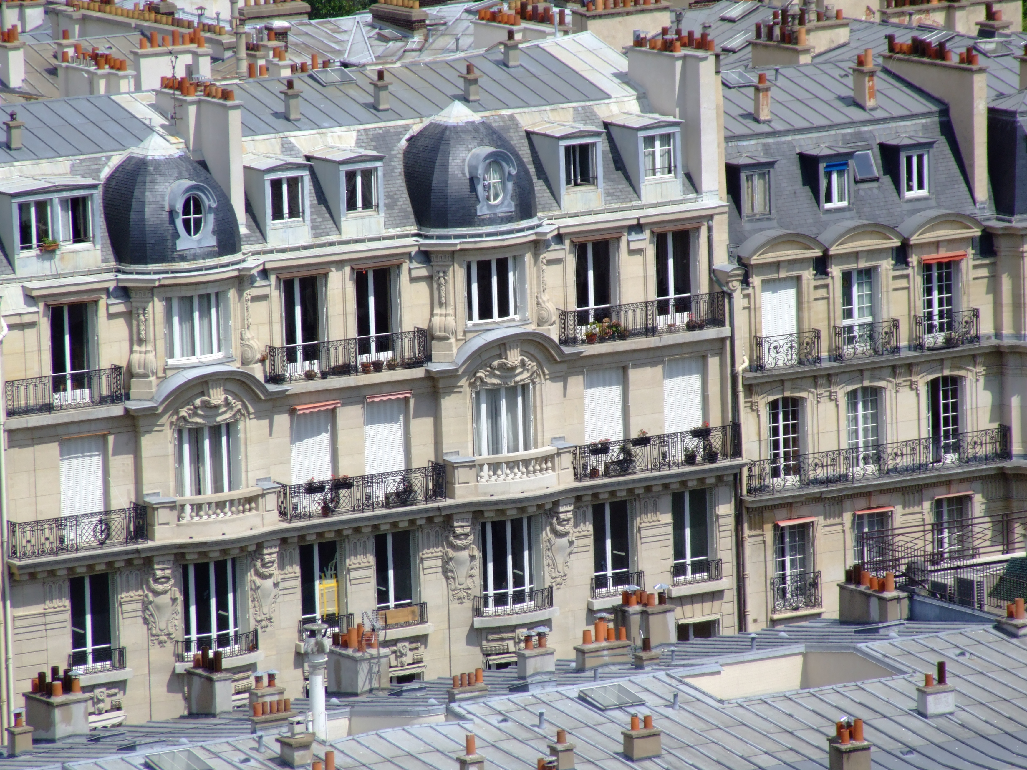 File:Houses at Paris.JPG - Wikimedia Commons