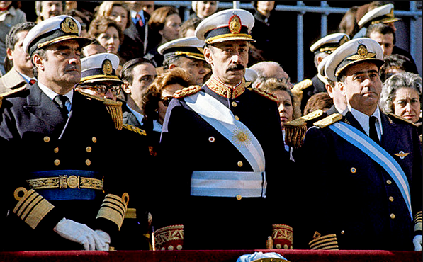 Archivo:Junta Militar argentina 1976.png - Wikipedia, la enciclopedia libre