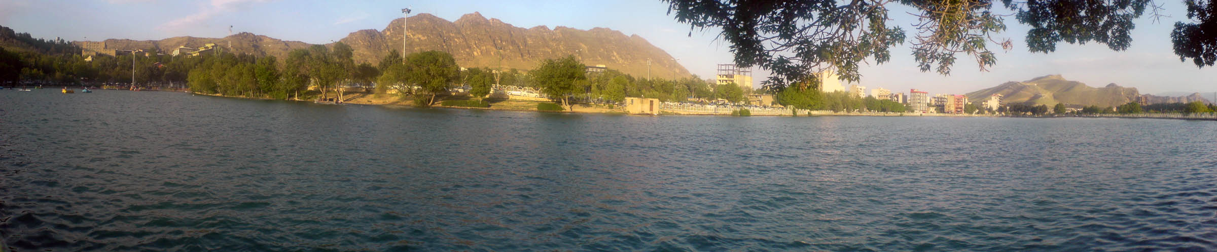 Kiau_Lake_Panorama_Reza.jpg
